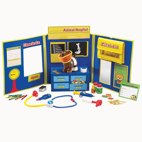 PRETEND & PLAY ANIMAL HOSPITAL